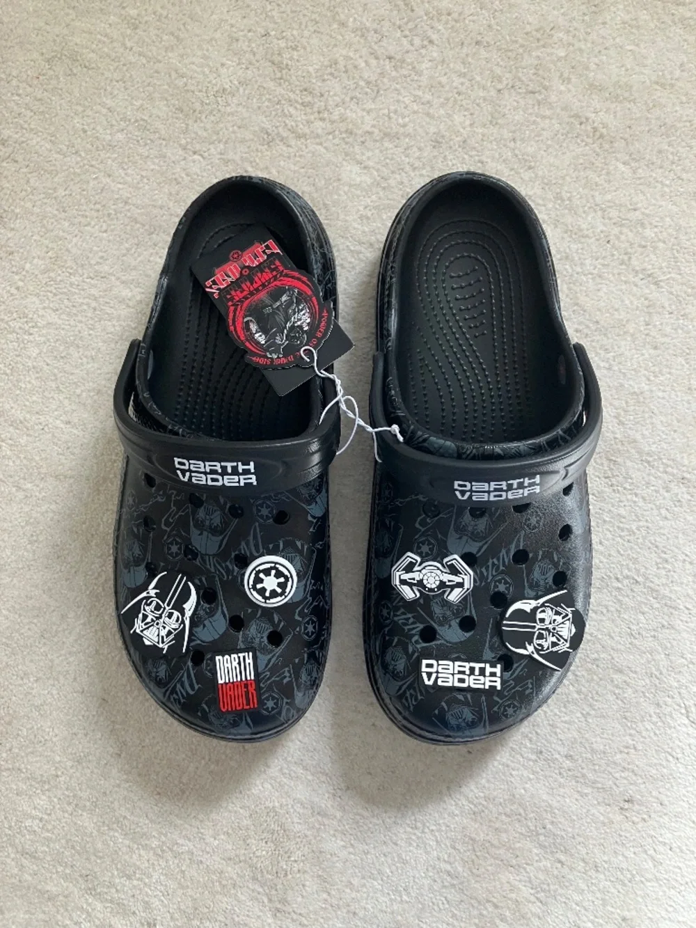 Miniso x Star Wars Darth Vader Clogs - Picture 5 of 11